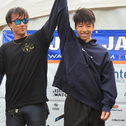 キャタラーアスリート ウインドサーフィン 守屋拓海プロ（16歳） ２戦連続優勝